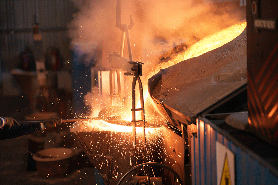 کوره ذوب القایی